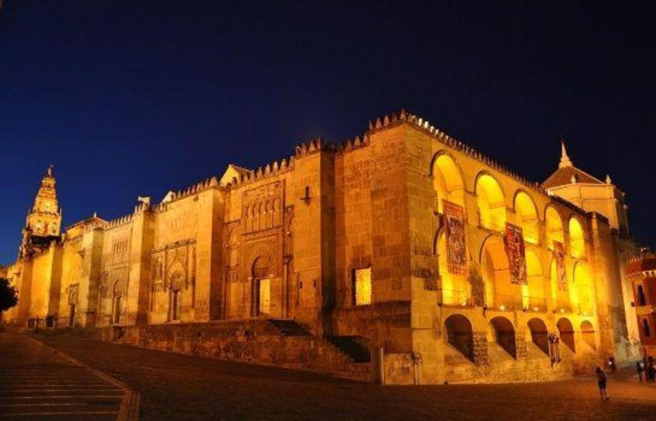 Eduardo Lucena 5, Puente Romano Cordoba Luaran gambar